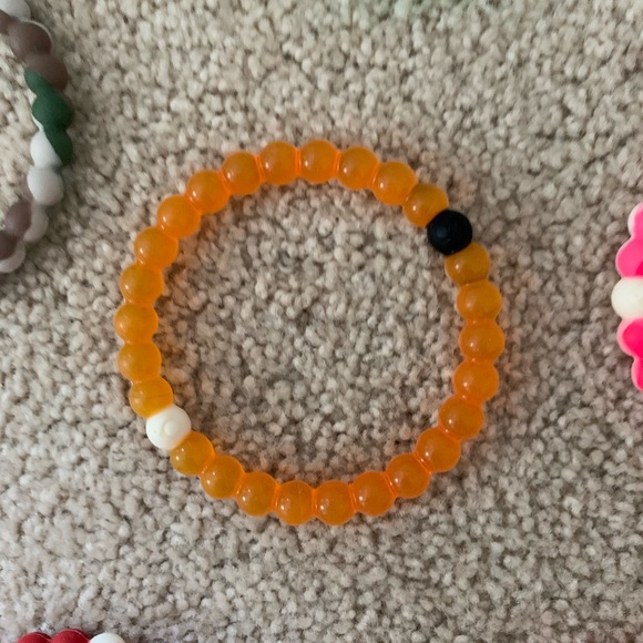 Lokai rubber bracelets - one size - Picture 6 of 9
